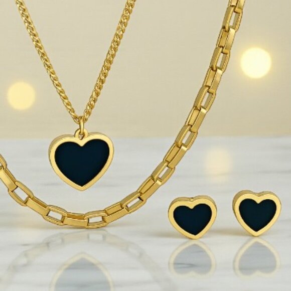 🆕️Elegant 18K Gold Plated Triple Layer Necklace & Heart Earrings Trendy Set ✨ - Picture 5 of 10